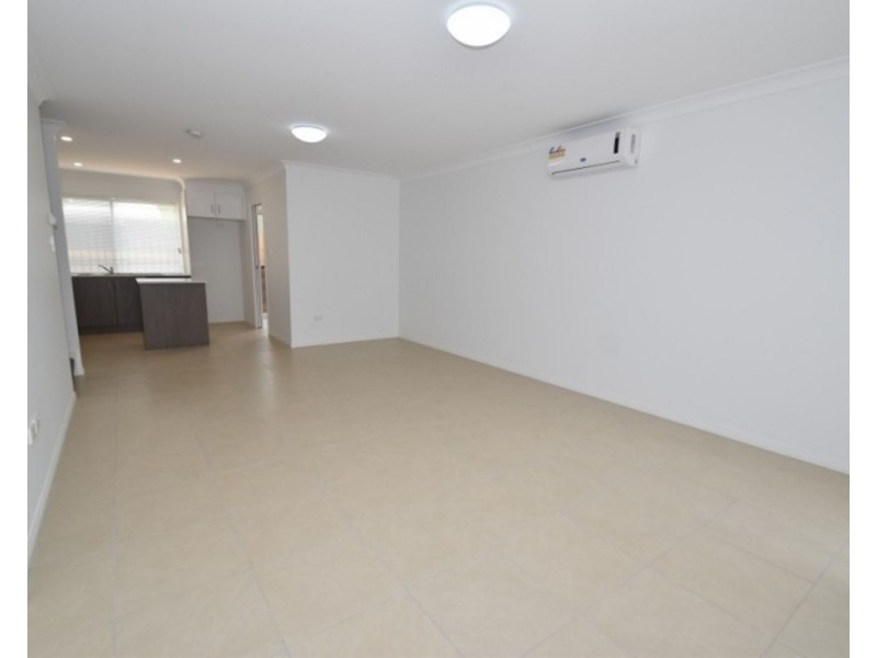 4/227 Nelson Street, Kearneys Spring QLD 4350