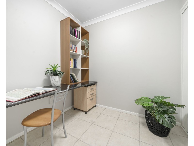 15 Fairview Crescent, Highfields QLD 4352