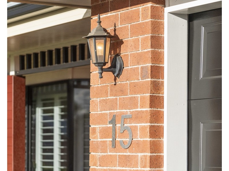 15 Fairview Crescent, Highfields QLD 4352