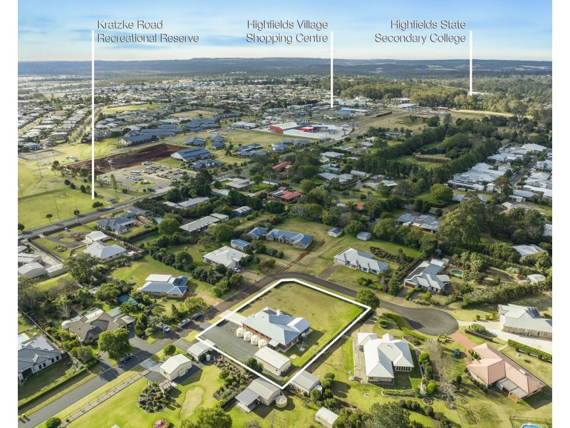 15 Fairview Crescent, Highfields QLD 4352
