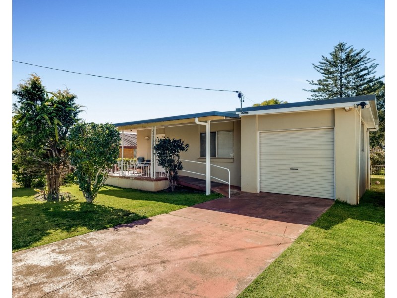 14 Doncaster Street, Newtown QLD 4350