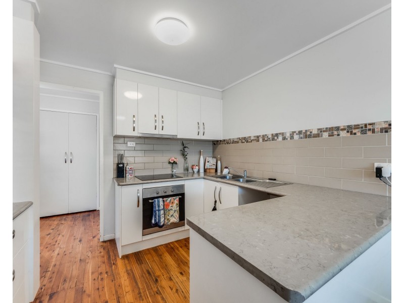 14 Doncaster Street, Newtown QLD 4350