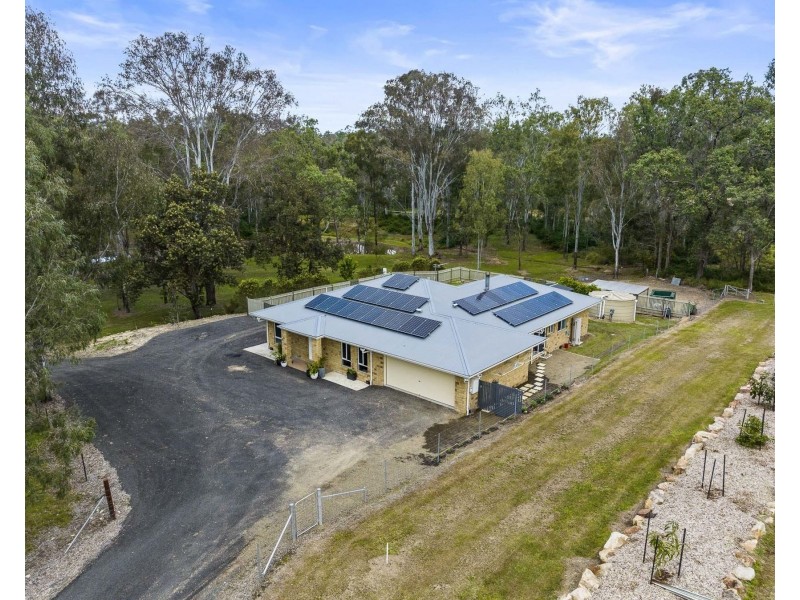 16 Mary Drive, Murphys Creek QLD 4352