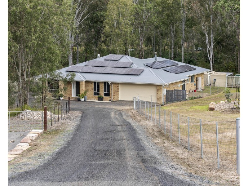 16 Mary Drive, Murphys Creek QLD 4352