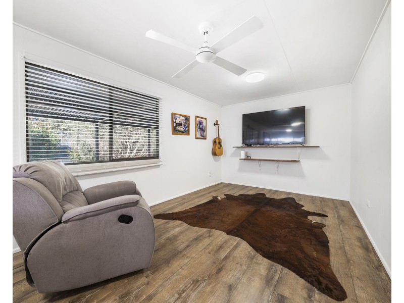 20 Lucy Street, Cambooya QLD 4358