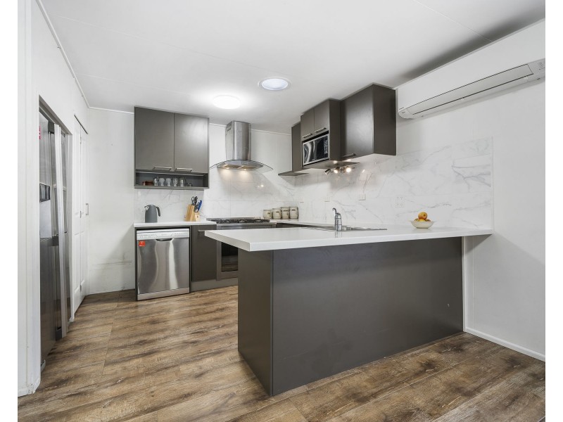 20 Lucy Street, Cambooya QLD 4358