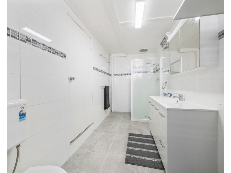 20 Lucy Street, Cambooya QLD 4358