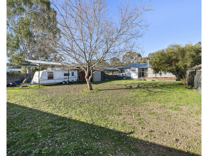 20 Lucy Street, Cambooya QLD 4358
