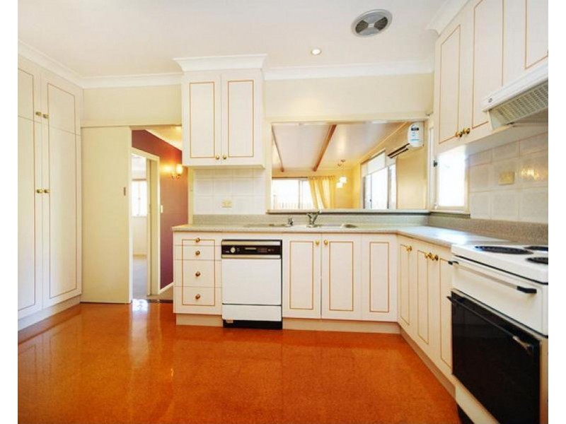 15 Ipswich Street, East Toowoomba QLD 4350
