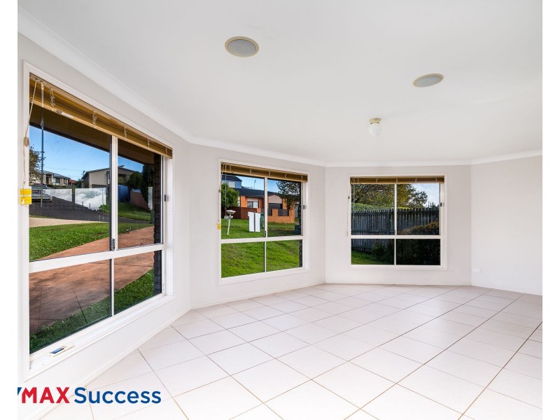 6 Mason Court, Kearneys Spring QLD 4350