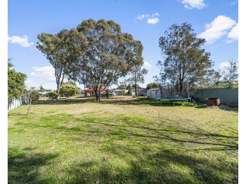 19 Handley Drive, Westbrook QLD 4350