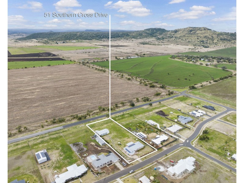 51 Southern Cross Drive, Kingsthorpe QLD 4400