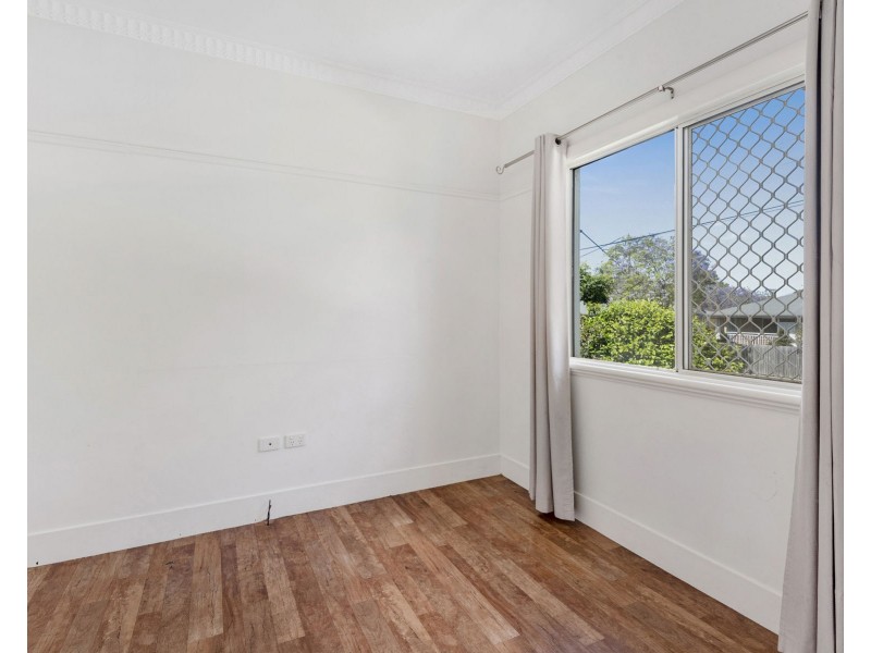249 West Street, Harristown QLD 4350