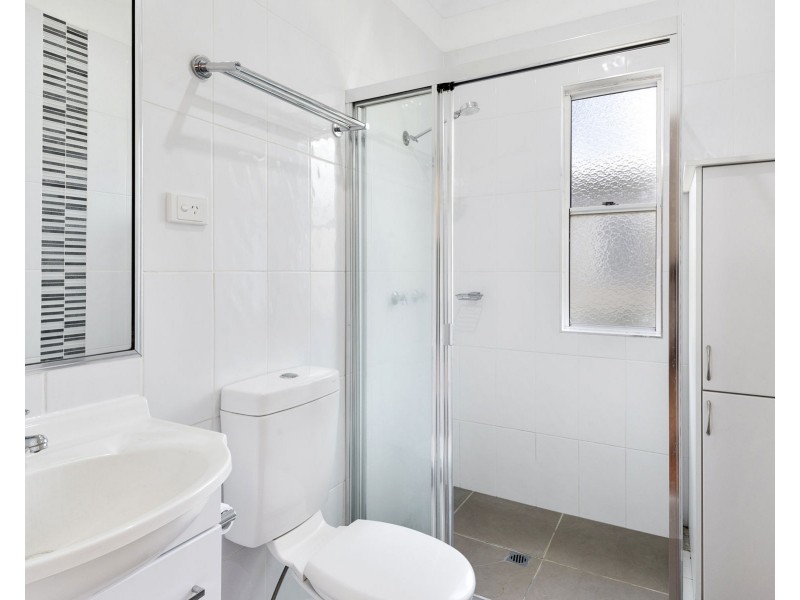 249 West Street, Harristown QLD 4350