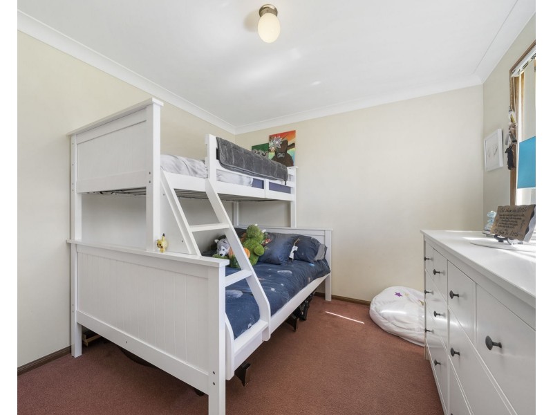 8 Alroe Court, Kearneys Spring QLD 4350