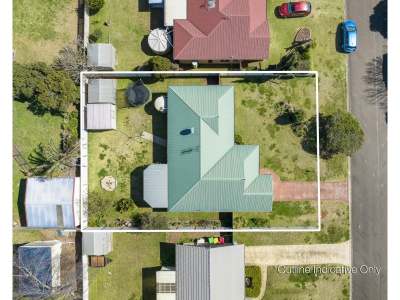 8 Alroe Court, Kearneys Spring QLD 4350