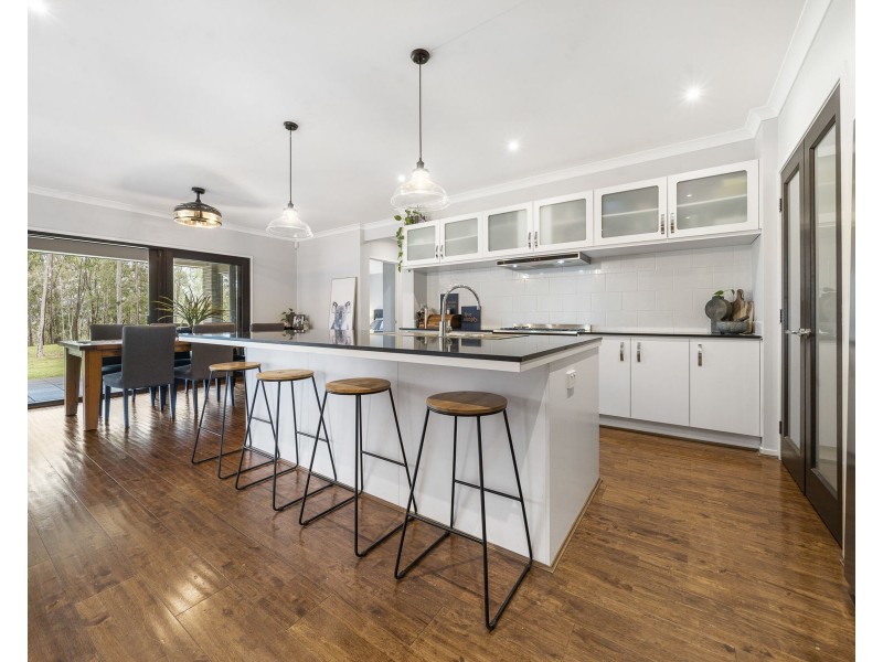 11 Jack Court, Murphys Creek QLD 4352