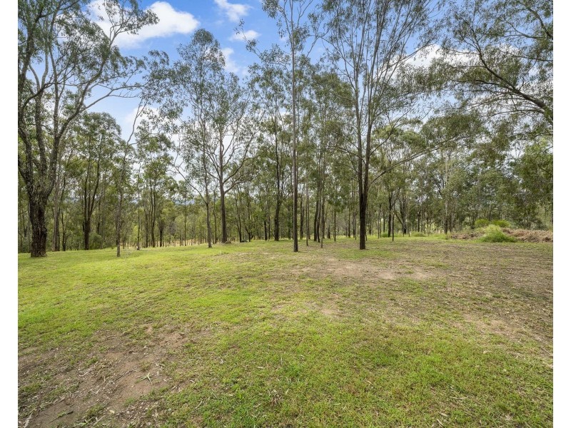 11 Jack Court, Murphys Creek QLD 4352
