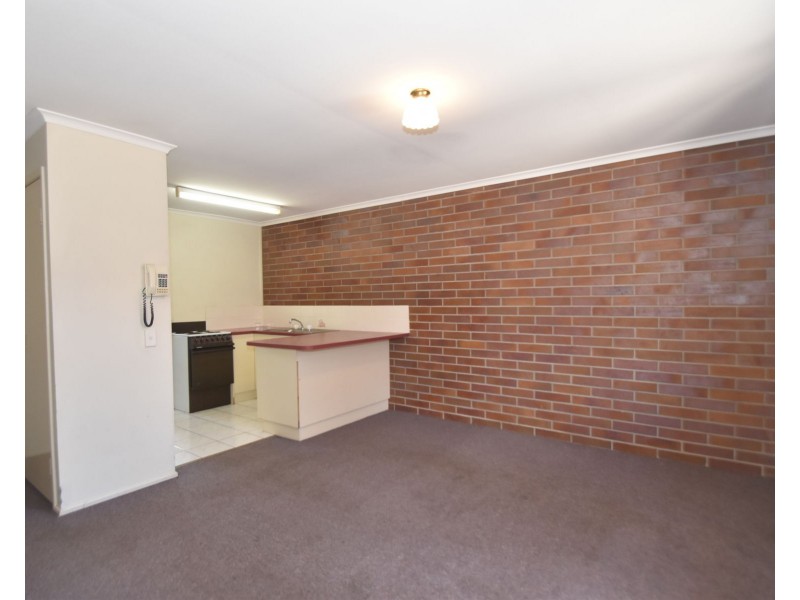 2/348 Bridge Street, Wilsonton QLD 4350