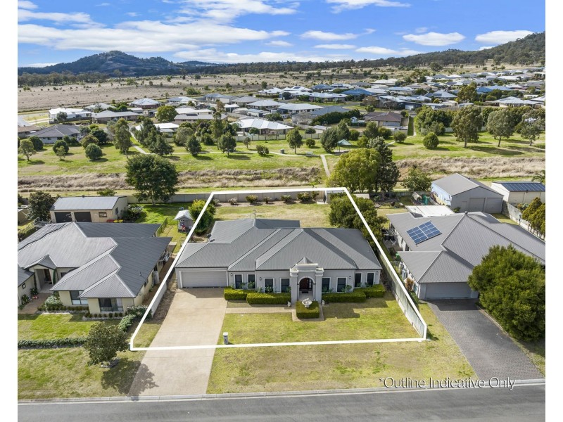 12 Tennyson Court, Westbrook QLD 4350