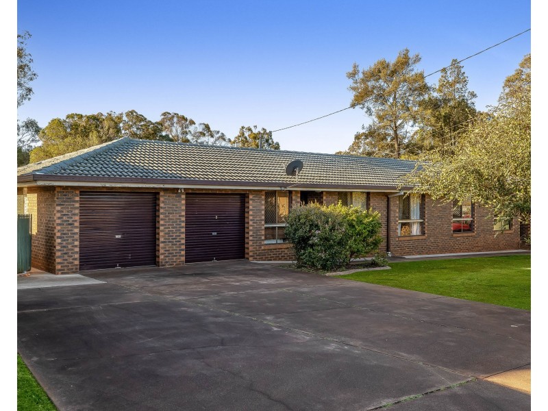 1 Jason Street, Wilsonton Heights QLD 4350