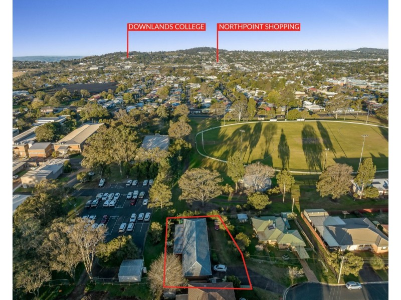 1 Jason Street, Wilsonton Heights QLD 4350