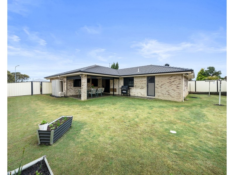 24 Patron Crescent, Glenvale QLD 4350