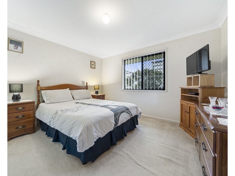 24 Patron Crescent, Glenvale QLD 4350