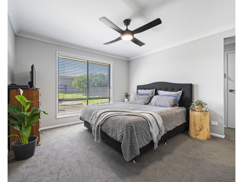 38 Steinberg Road, Highfields QLD 4352