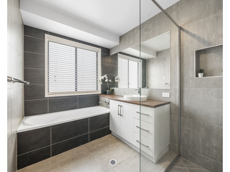 38 Steinberg Road, Highfields QLD 4352