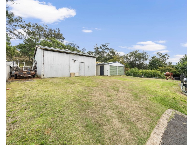 30 Toowoomba Road, Oakey QLD 4401