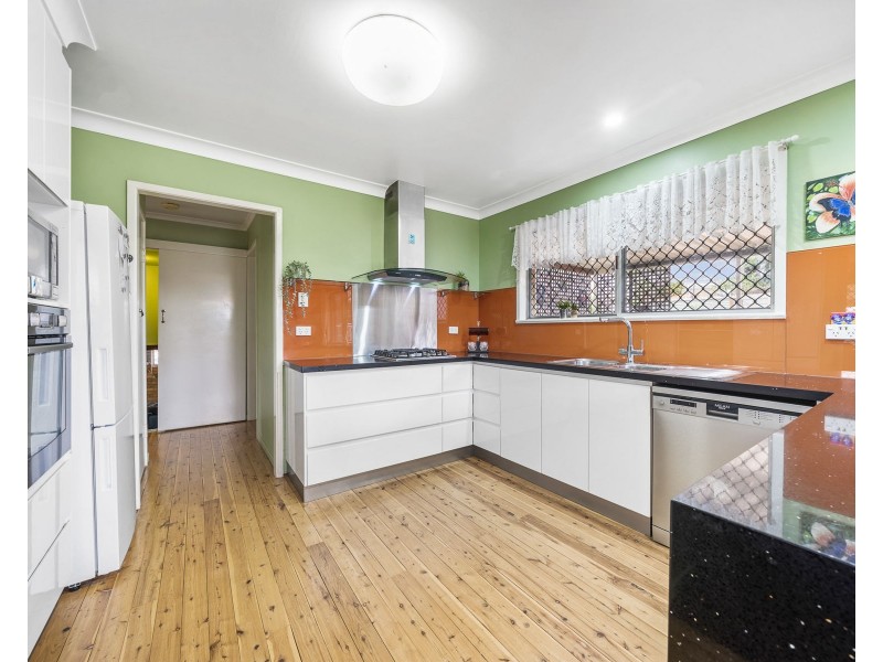 30 Toowoomba Road, Oakey QLD 4401