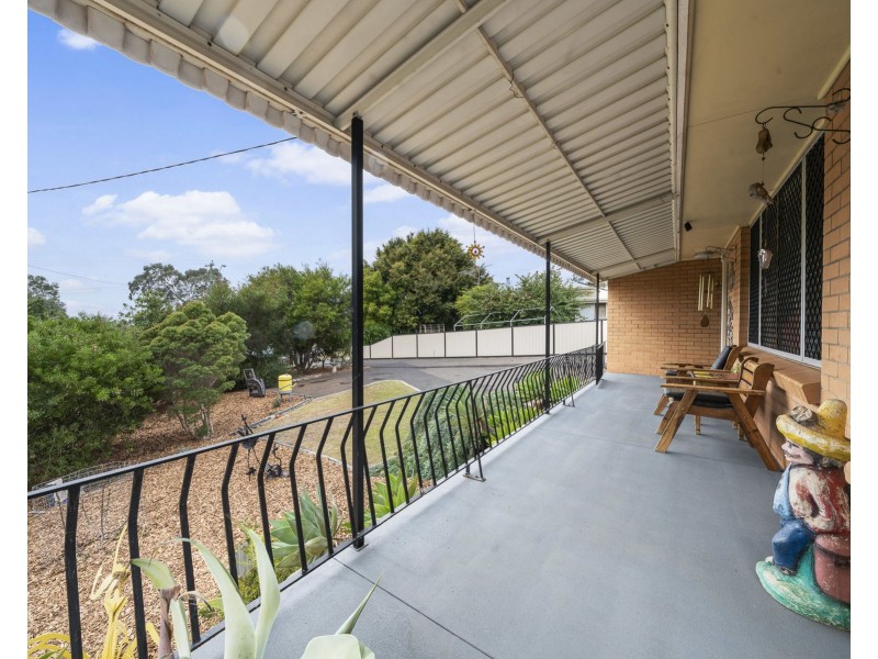 30 Toowoomba Road, Oakey QLD 4401
