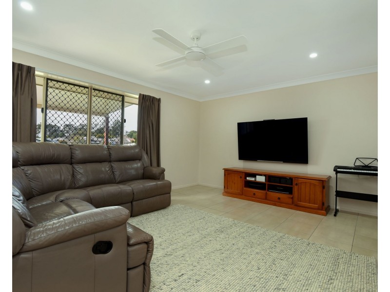 20 High Court Drive, Wilsonton Heights QLD 4350