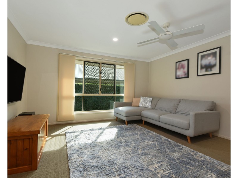 20 High Court Drive, Wilsonton Heights QLD 4350