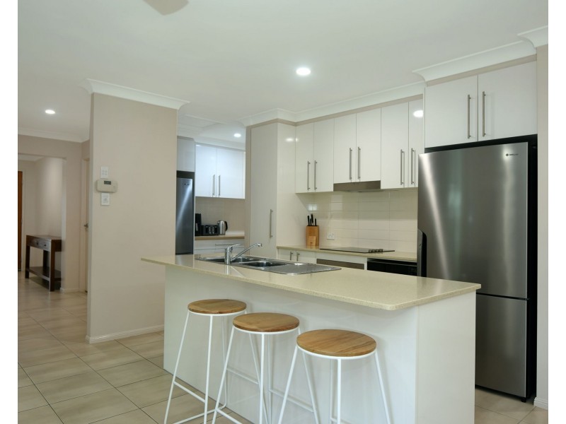 20 High Court Drive, Wilsonton Heights QLD 4350