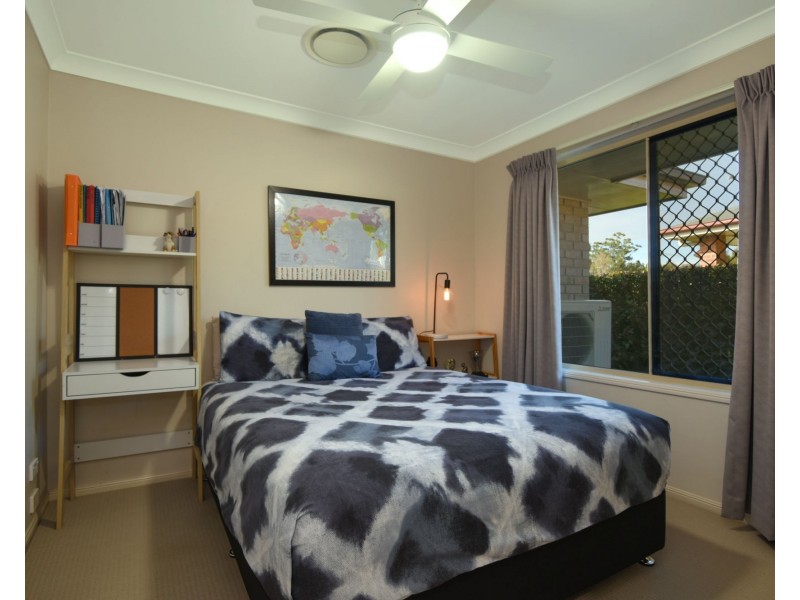 20 High Court Drive, Wilsonton Heights QLD 4350