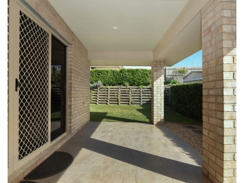 20 High Court Drive, Wilsonton Heights QLD 4350