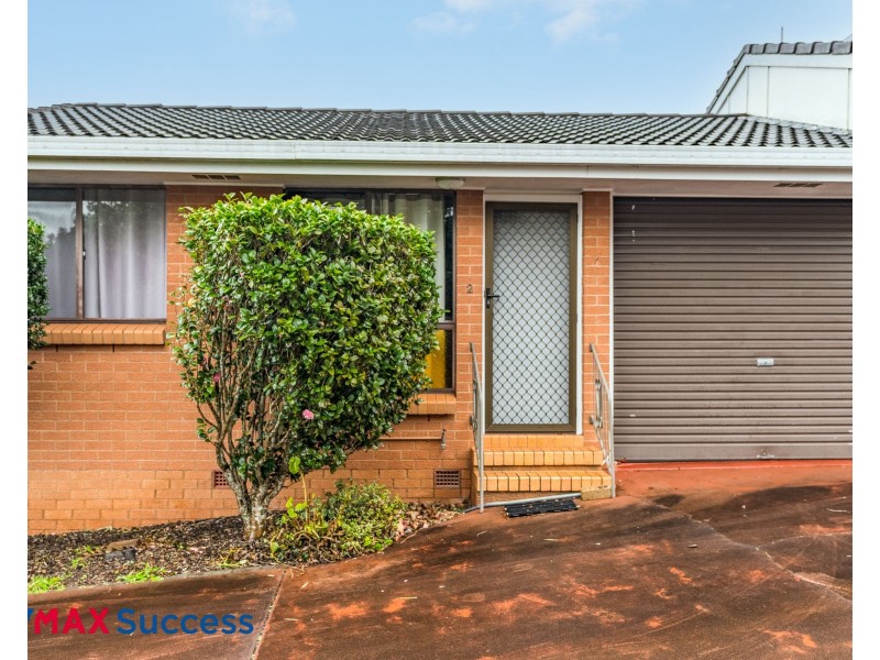 2/56 North Street, Mount Lofty QLD 4350