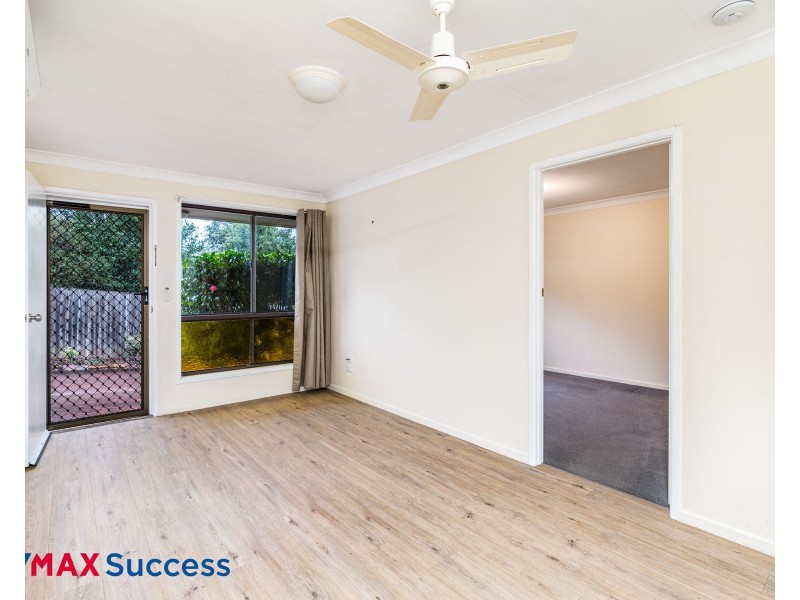 2/56 North Street, Mount Lofty QLD 4350