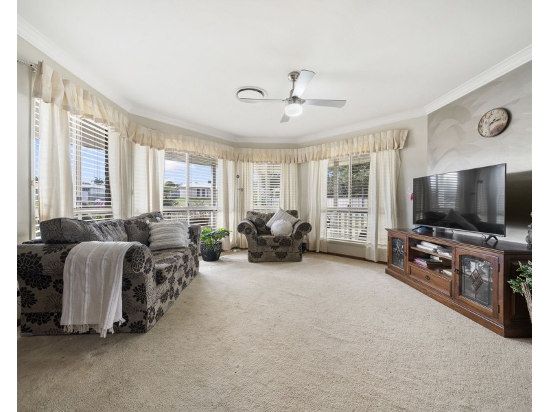 9 Jacaranda Court, Westbrook QLD 4350