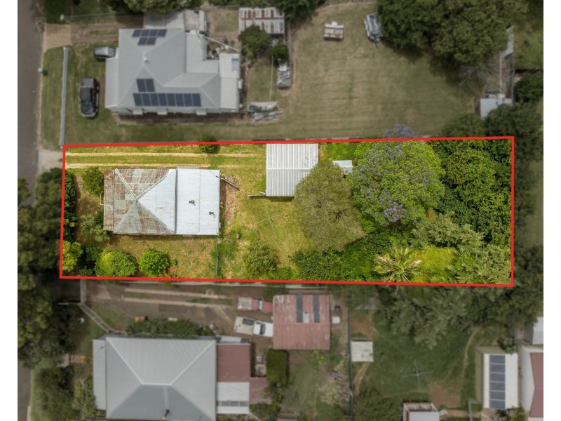 34 Christmas Street, North Toowoomba QLD 4350