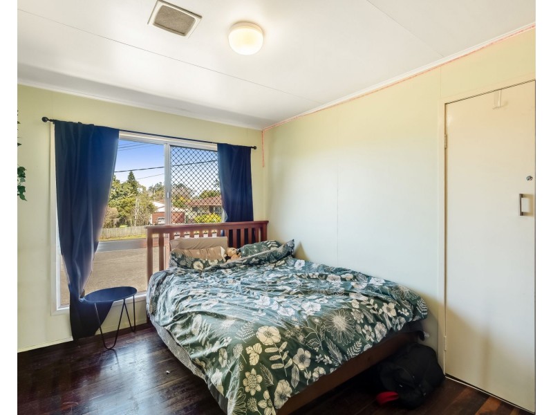 7 Shaw Court, Harristown QLD 4350