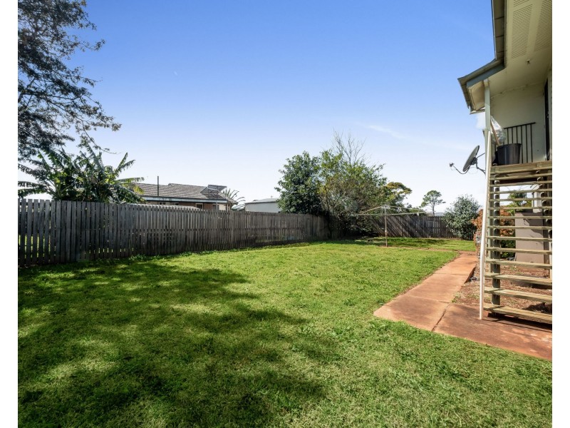 7 Shaw Court, Harristown QLD 4350