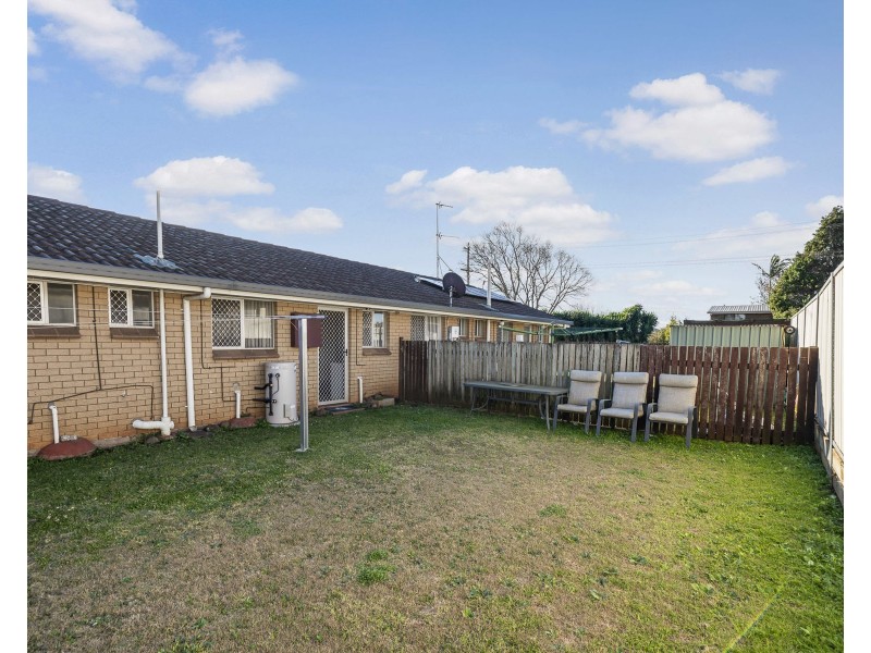 2/476 Stenner Street, Darling Heights QLD 4350