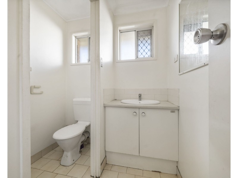 2/476 Stenner Street, Darling Heights QLD 4350