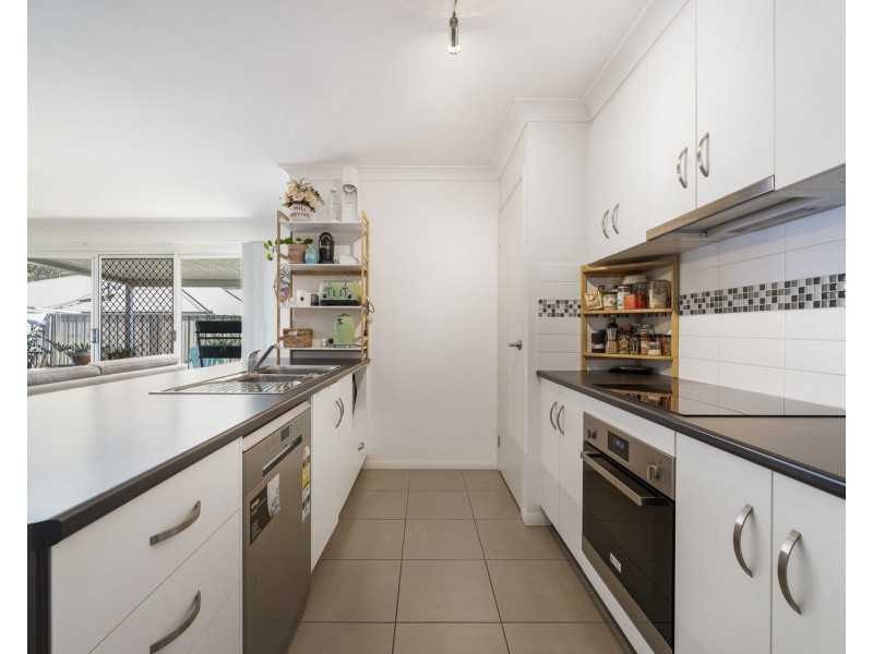 4/3B Gladstone Street, Newtown QLD 4350