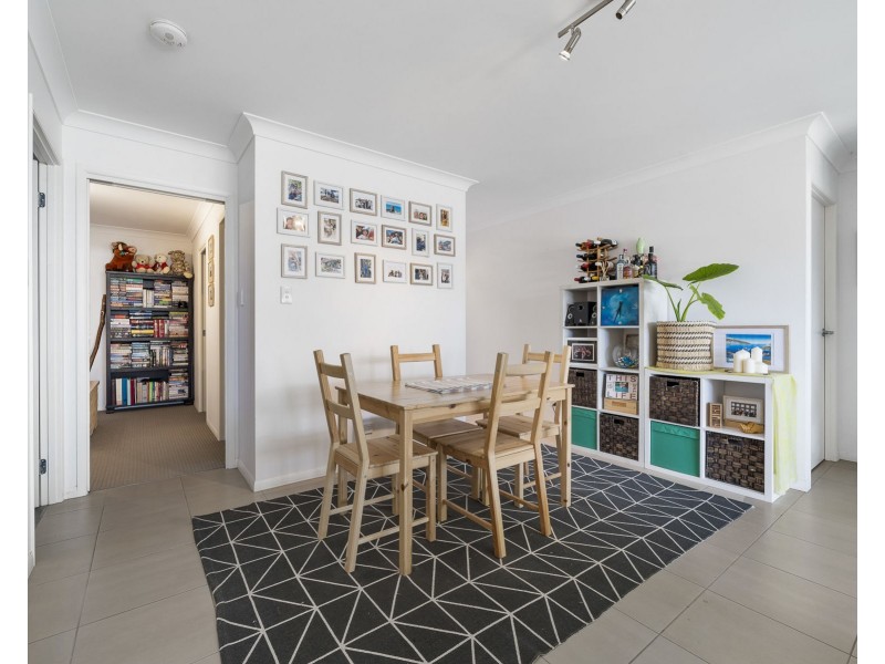 4/3B Gladstone Street, Newtown QLD 4350