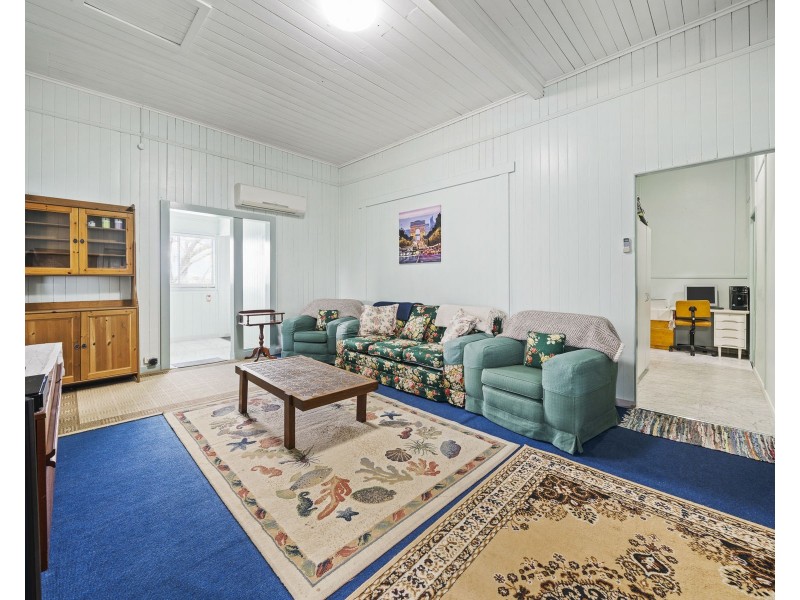 15 Ramsay Street, Greenmount QLD 4359