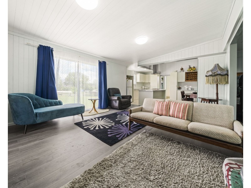 15 Ramsay Street, Greenmount QLD 4359